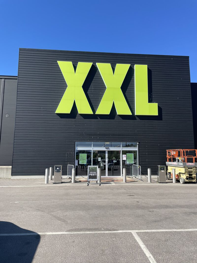 Exklusiv Villa i Djursholm - Modern arkitektonisk mästerverk